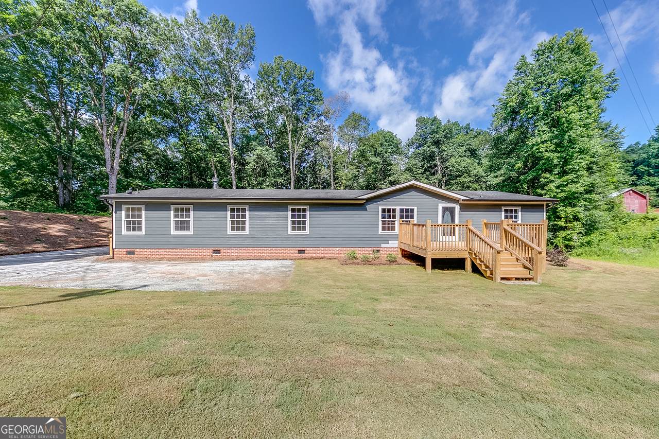 605 Pearwood Road - Photo 1