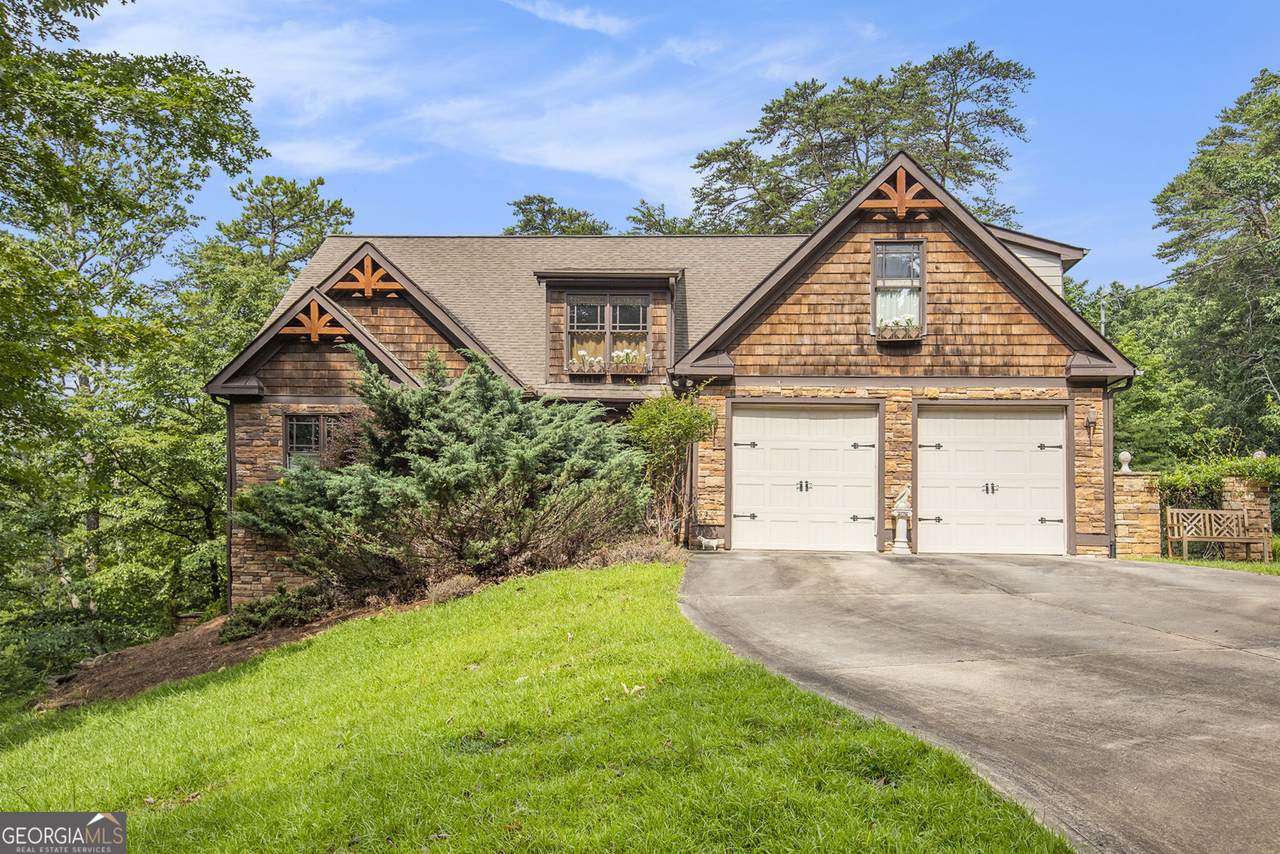 194 White Eagle Drive - Photo 1