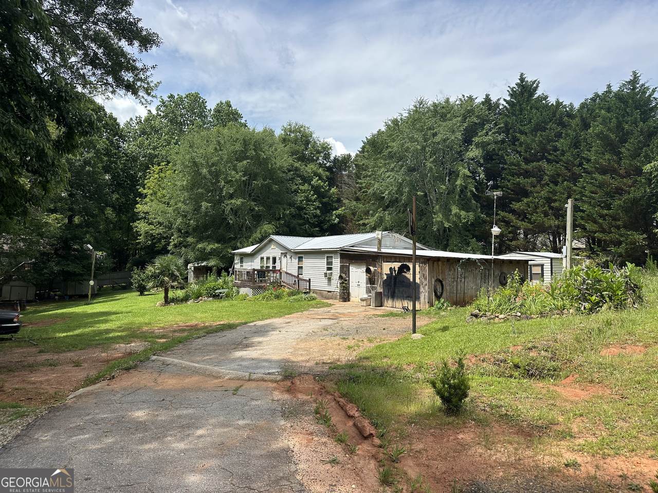 16 Cora Way - Photo 1