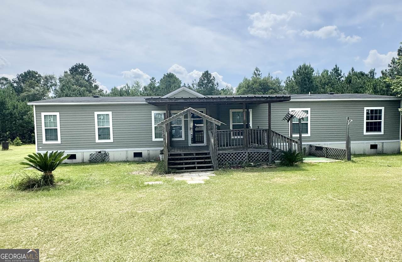 563 Sawmill Road - Photo 1