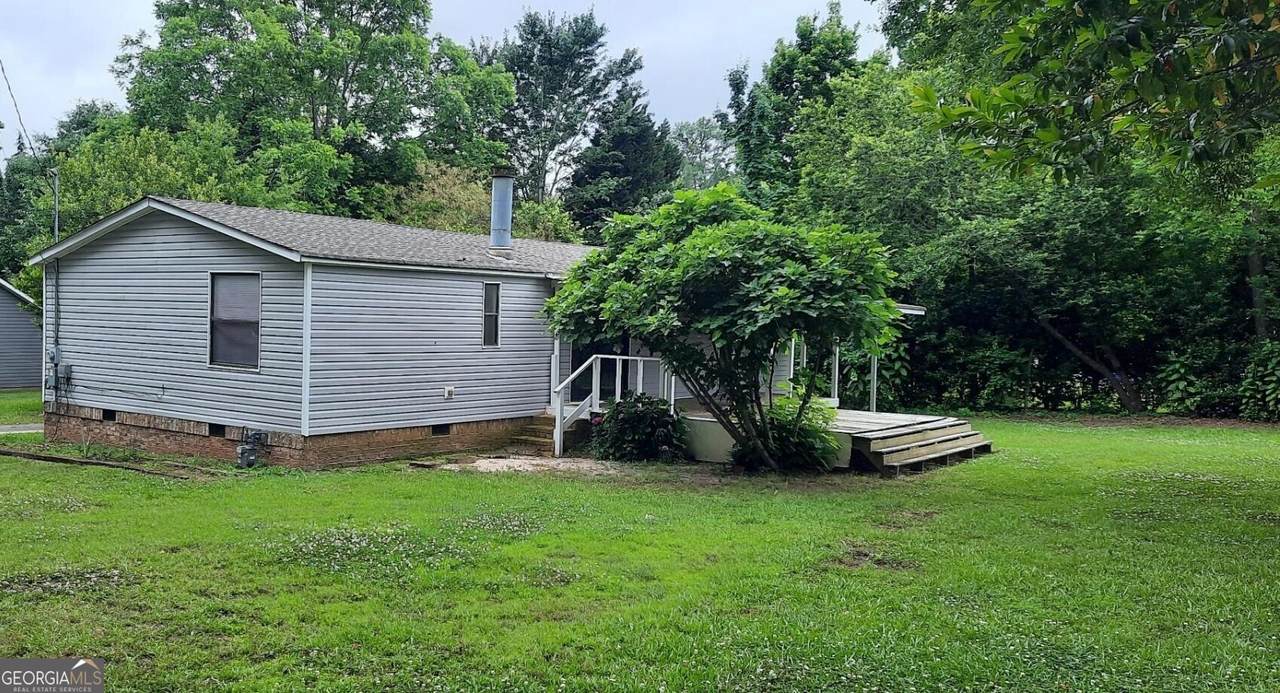 201 Rogers Street - Photo 1