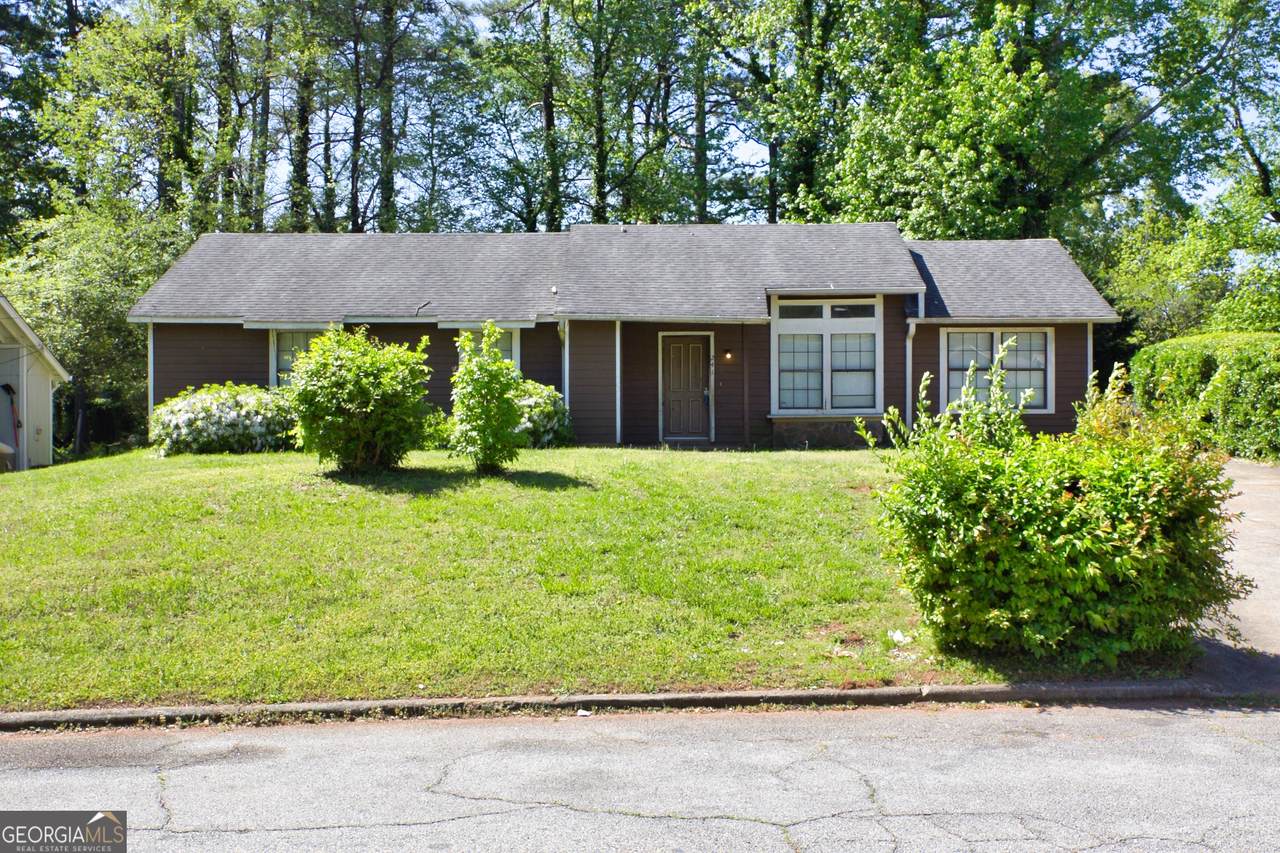 2414 Leslie Brook Drive - Photo 1