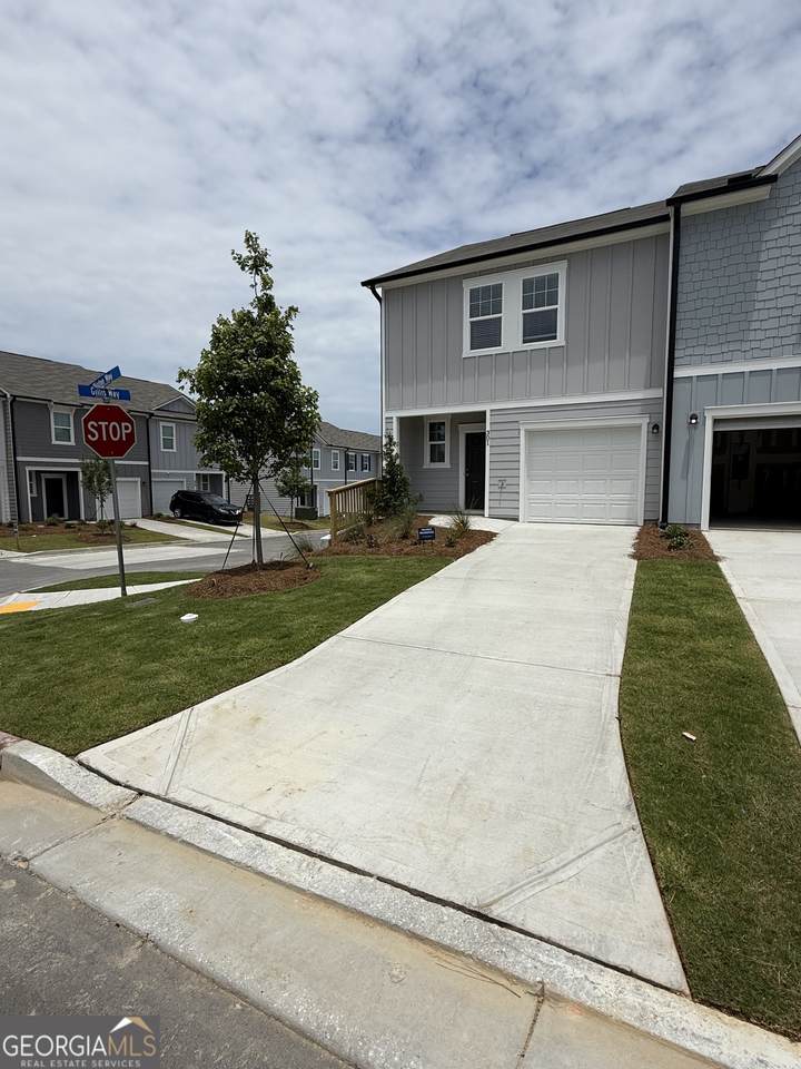 310 Winston Way - Photo 1