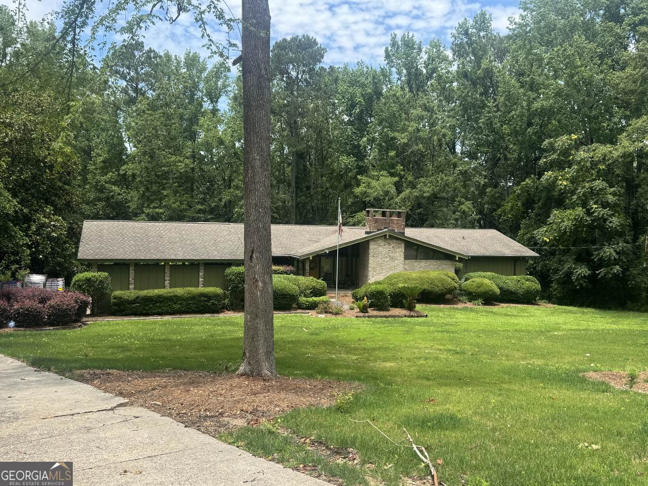 216 Sheppard Drive - Photo 1