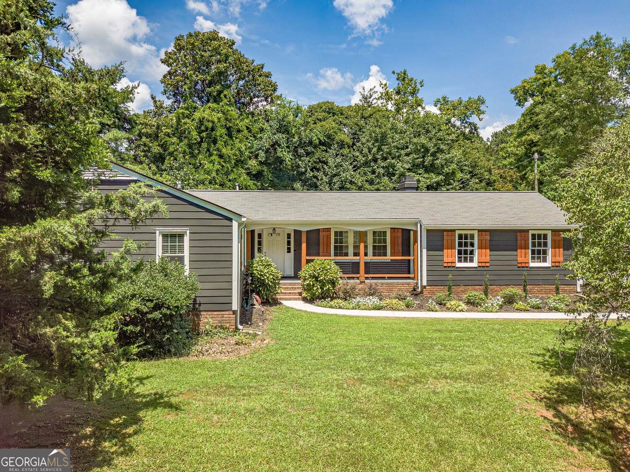1100 Hardwood Road - Photo 1