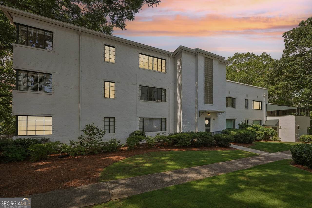 1120 Briarcliff Road - Photo 1