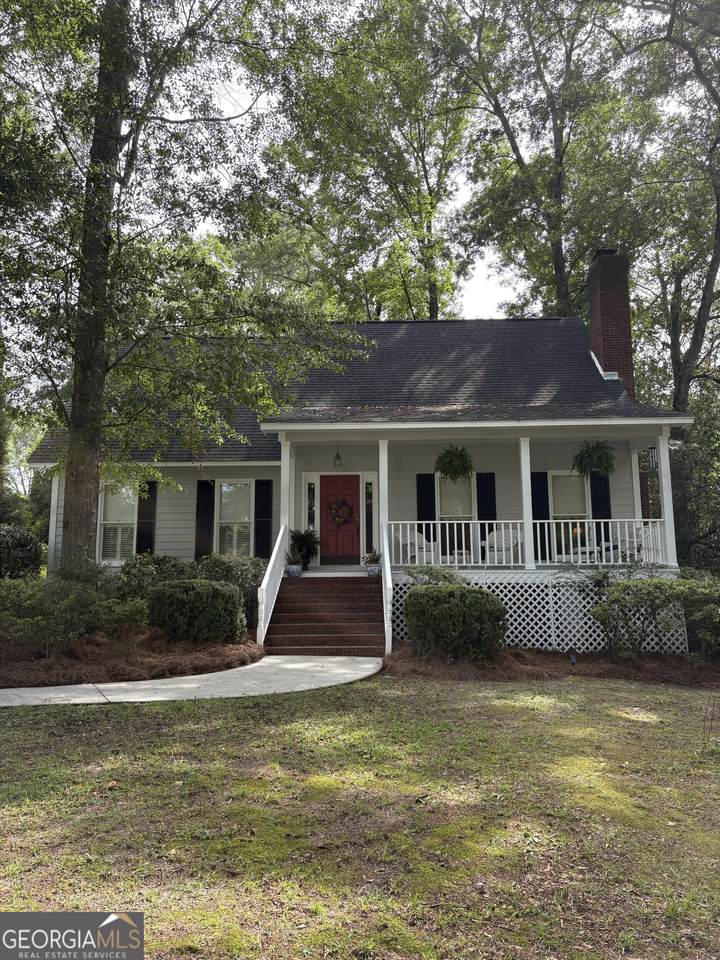 325 Regency Circle - Photo 1