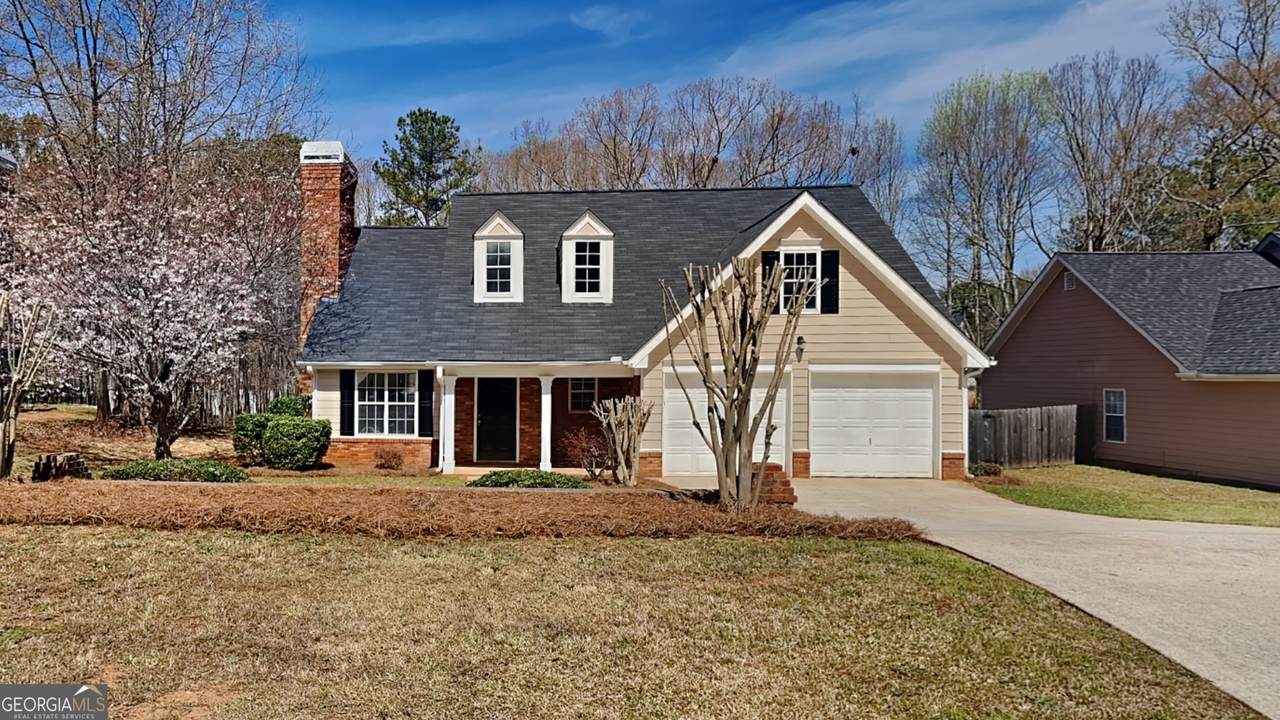 450 Pebble Boulevard - Photo 1