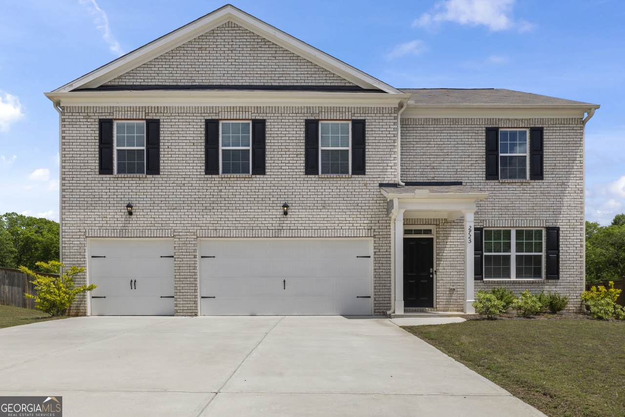 2725 Piper Drive - Photo 1