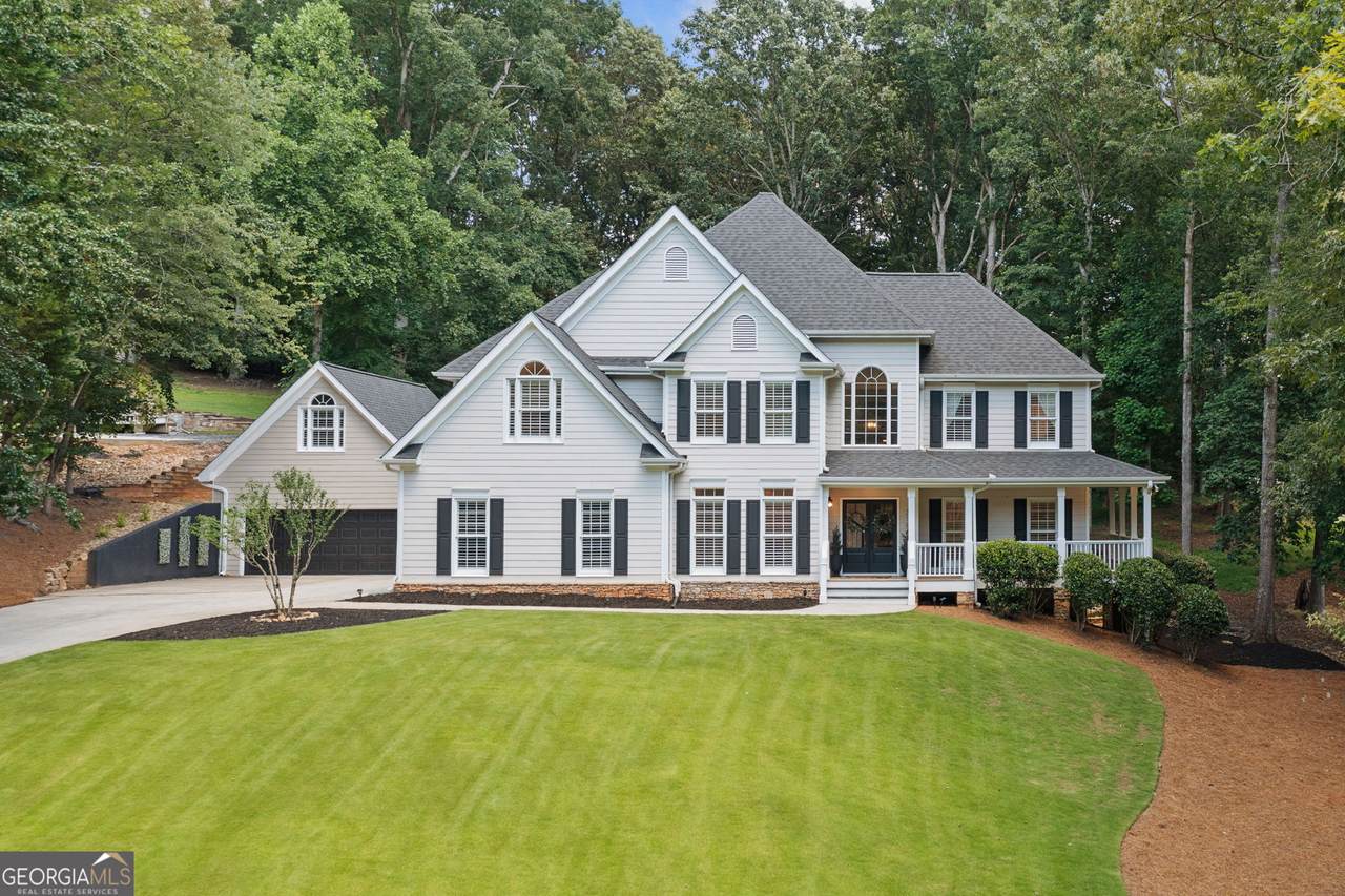318 Windsor Falls Drive - Photo 1
