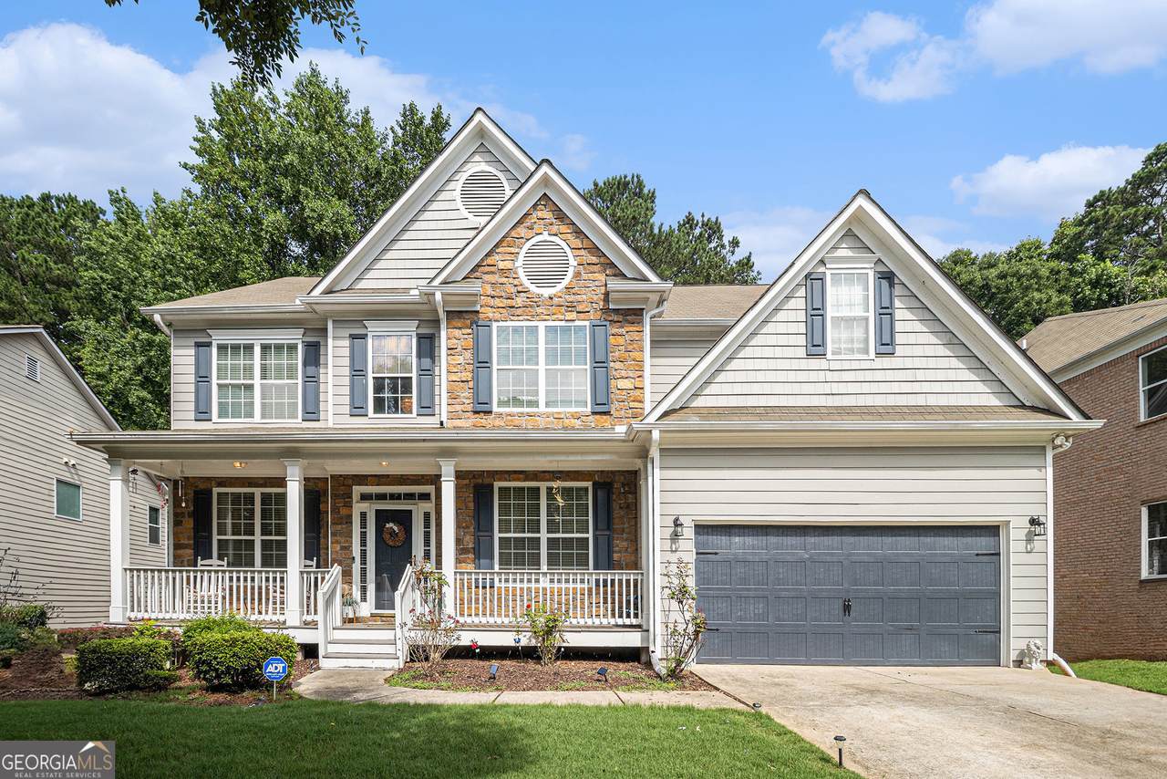 2428 Mcintosh Drive - Photo 1