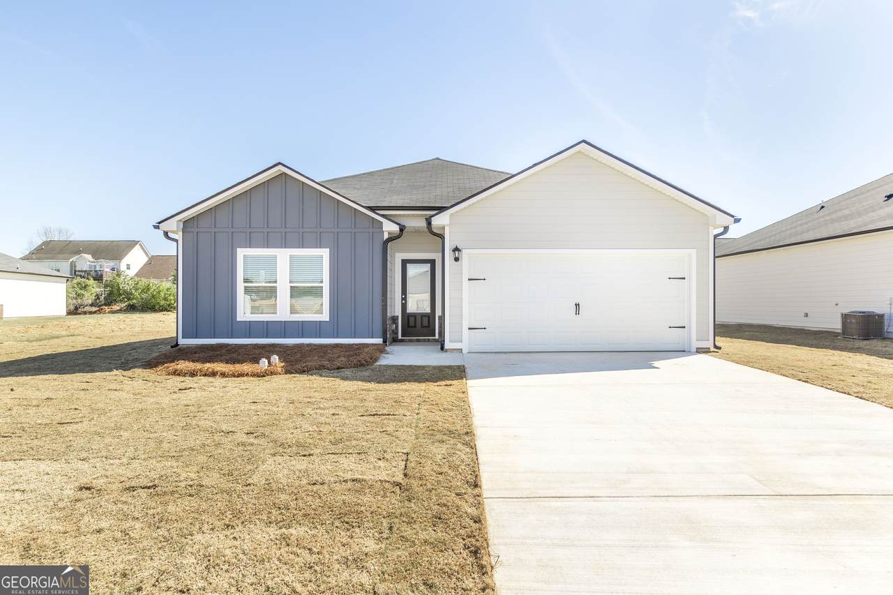 110 Monroe Court - Photo 1