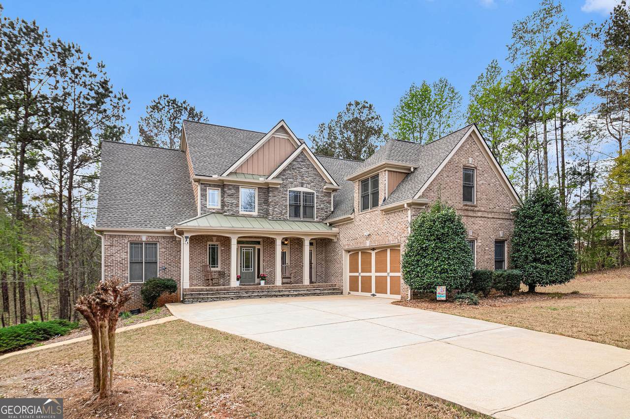 7497 Treehouse Court - Photo 1