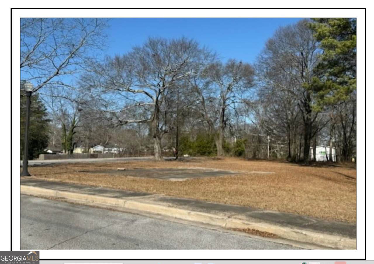 888 Hill Street - Photo 1