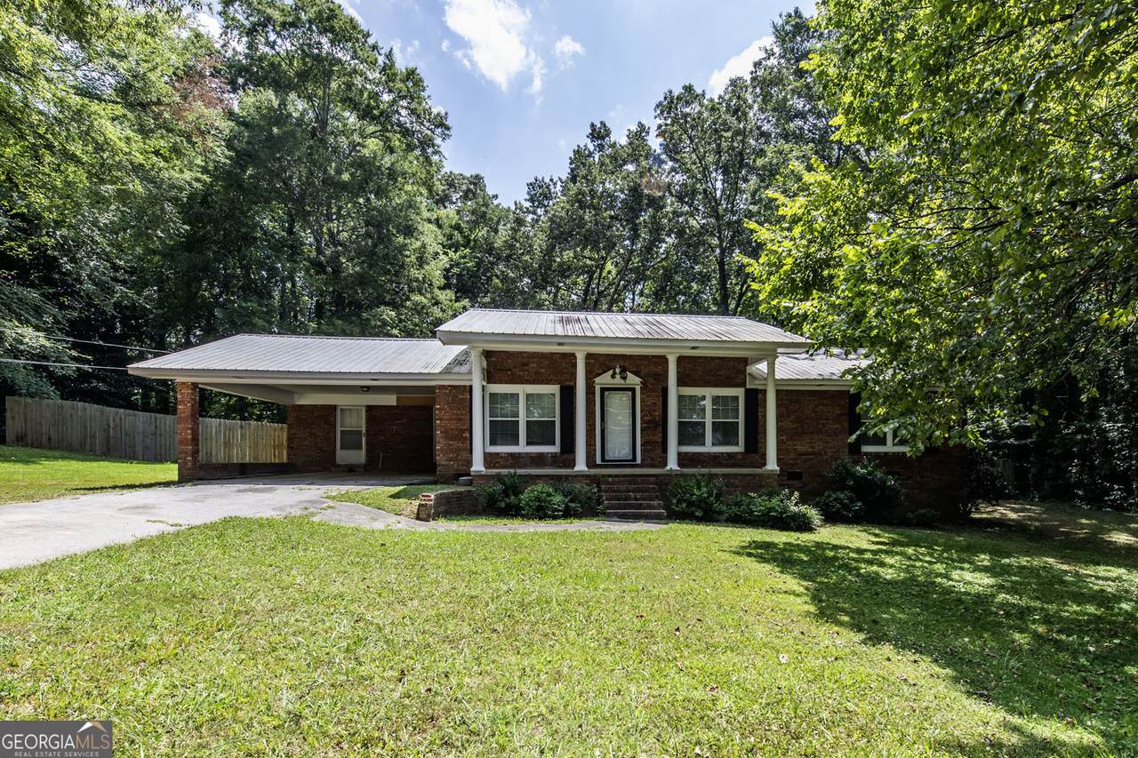 120 Blackwood Court - Photo 1
