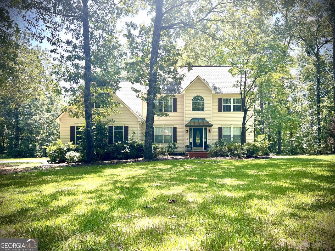 235 Strawberry Circle - Photo 1