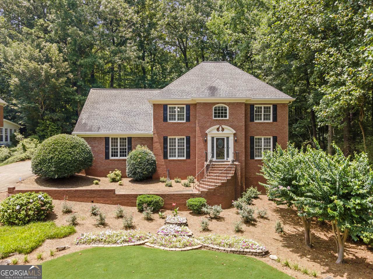 2675 Winthrope Way - Photo 1