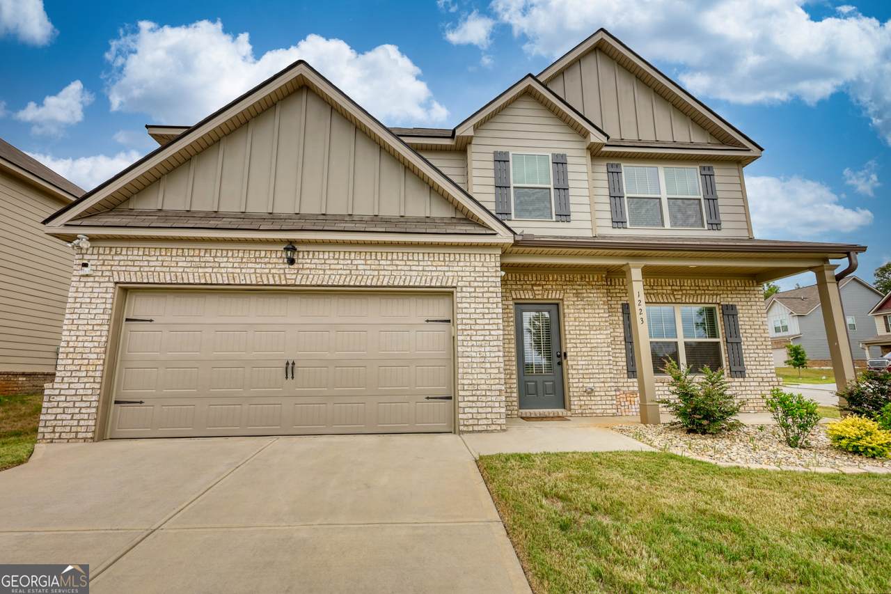 1223 Hartwell Road - Photo 1