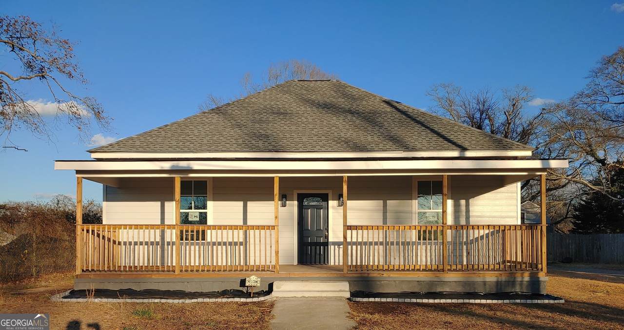 2 Cedar Avenue - Photo 1