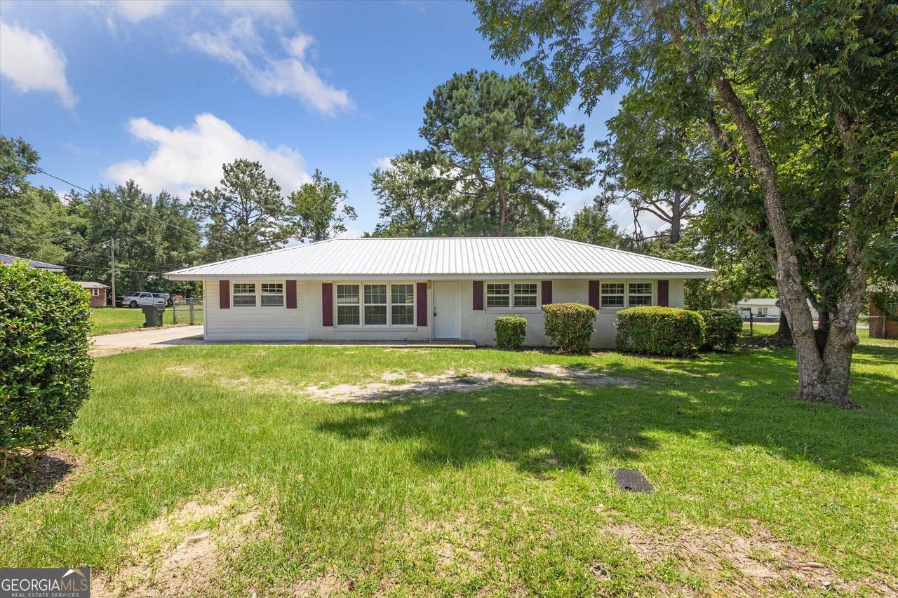 612 Freedom Street - Photo 1