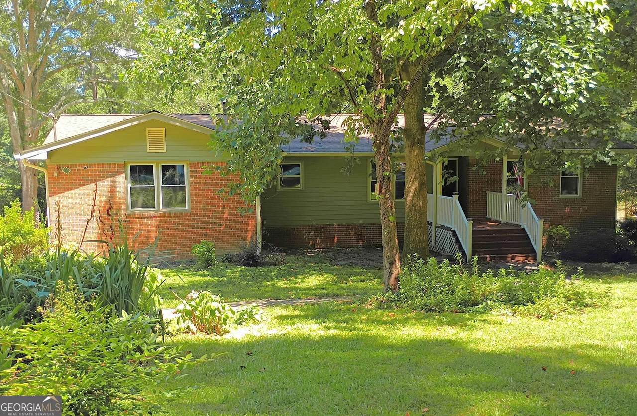 2545 Rockbridge Road - Photo 1