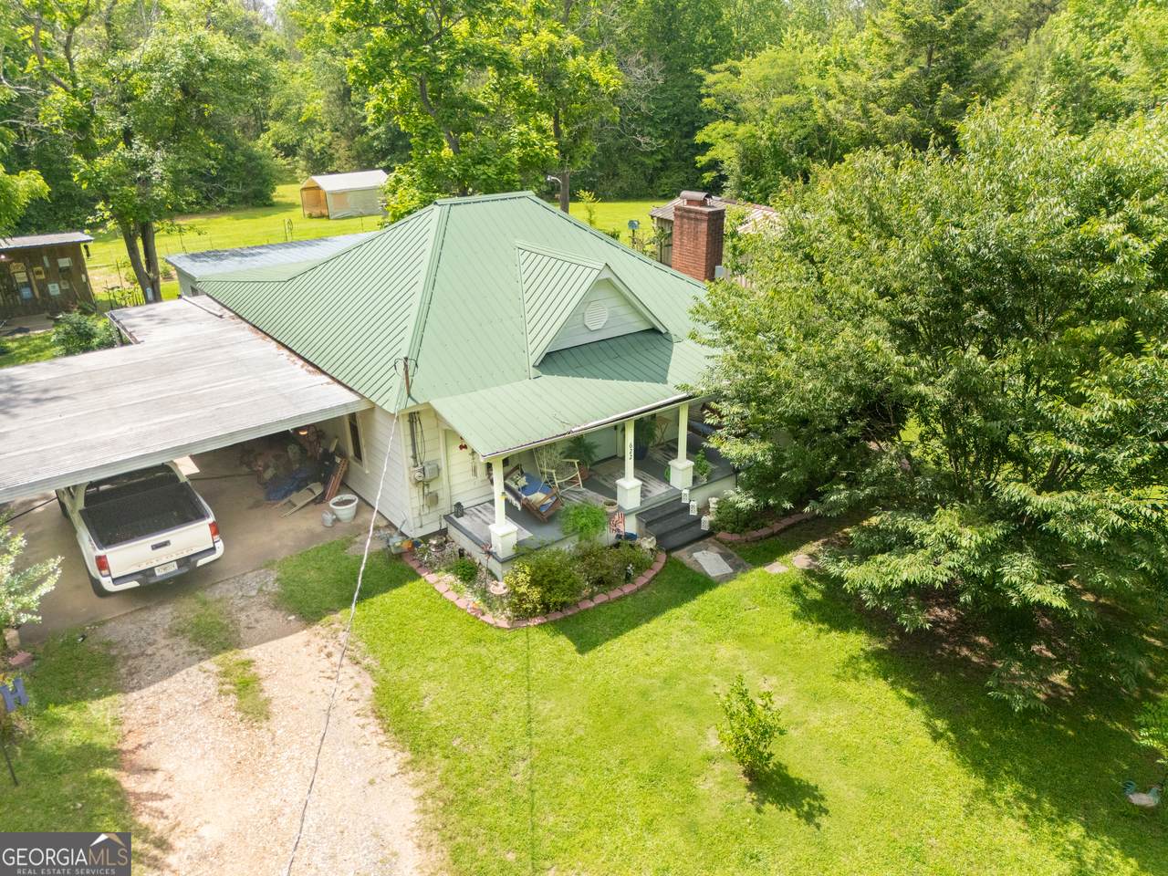 622 Cedartown Avenue - Photo 1