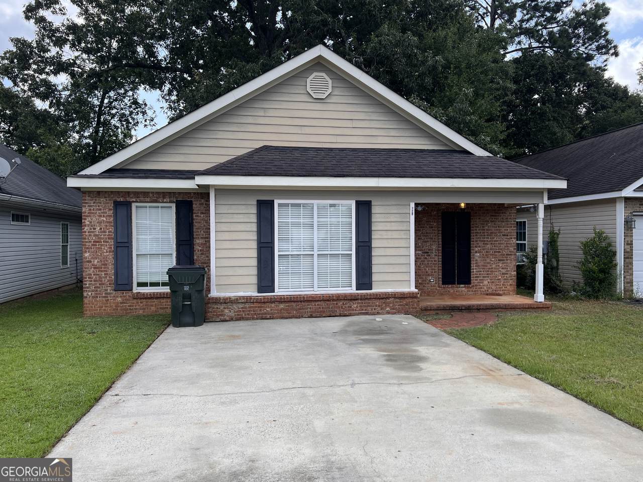 129 Rolling Woods Circle - Photo 1