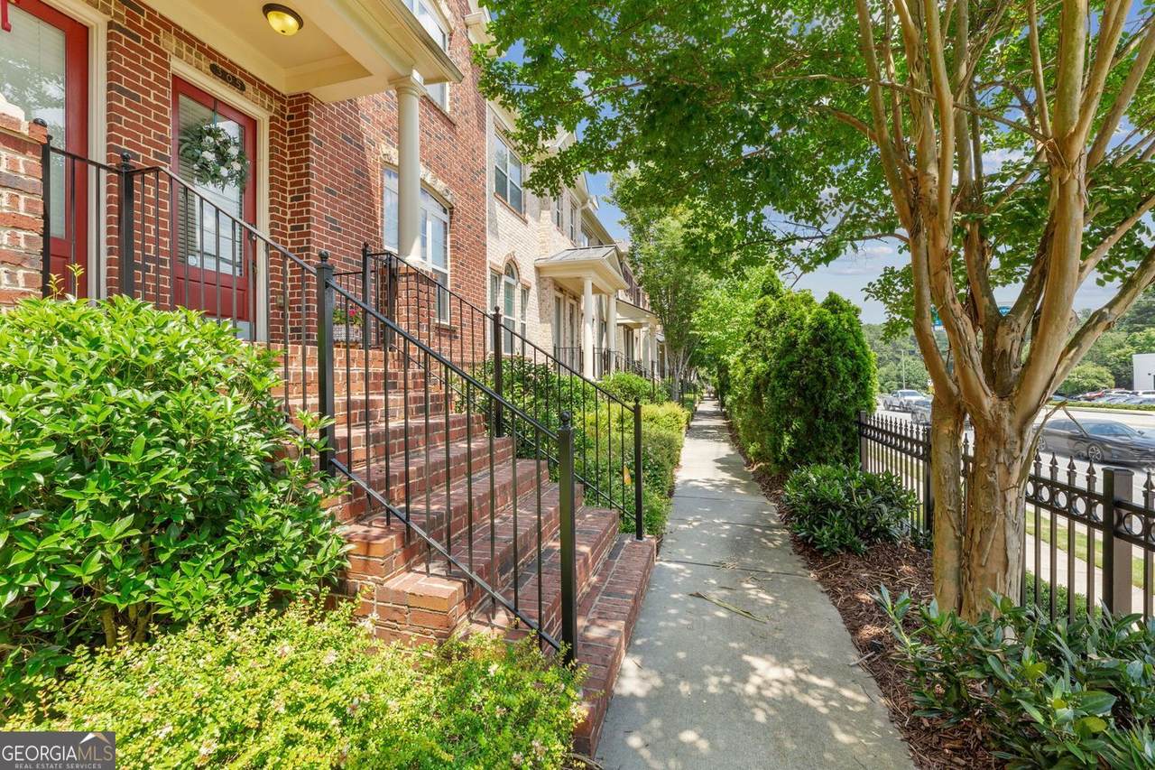 305 Alderwood Lane Lane - Photo 1