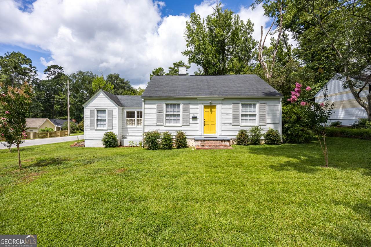 556 Marjorie Place - Photo 1