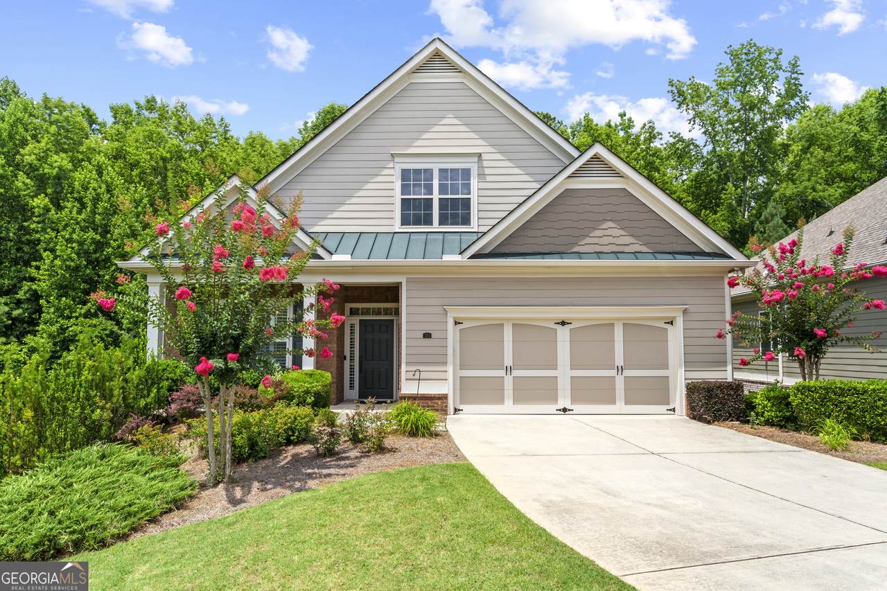 324 Shade Tree Circle - Photo 1