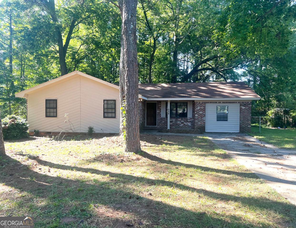 556 Roy Huie Road - Photo 1