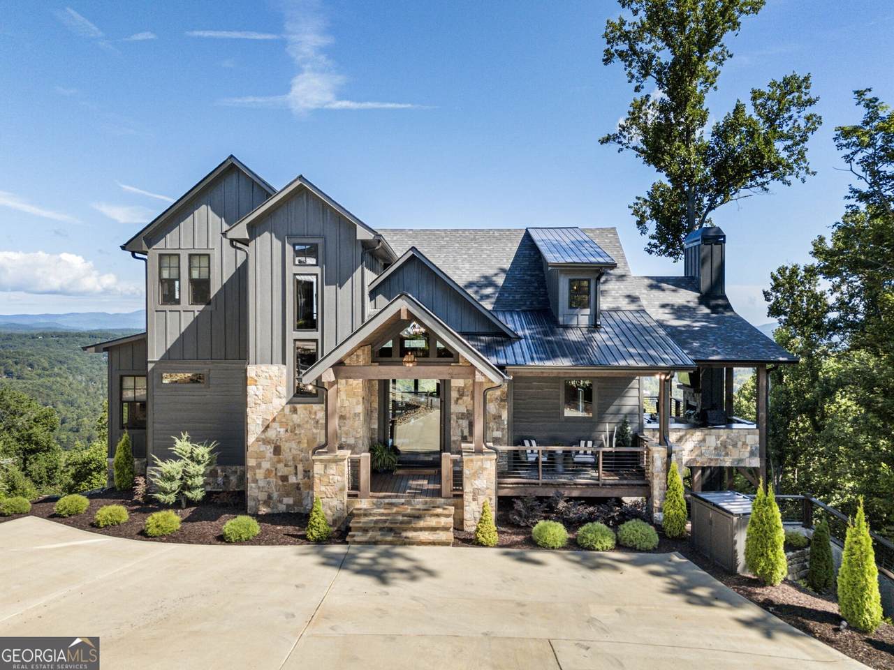 462 Overlook Drive - Photo 1
