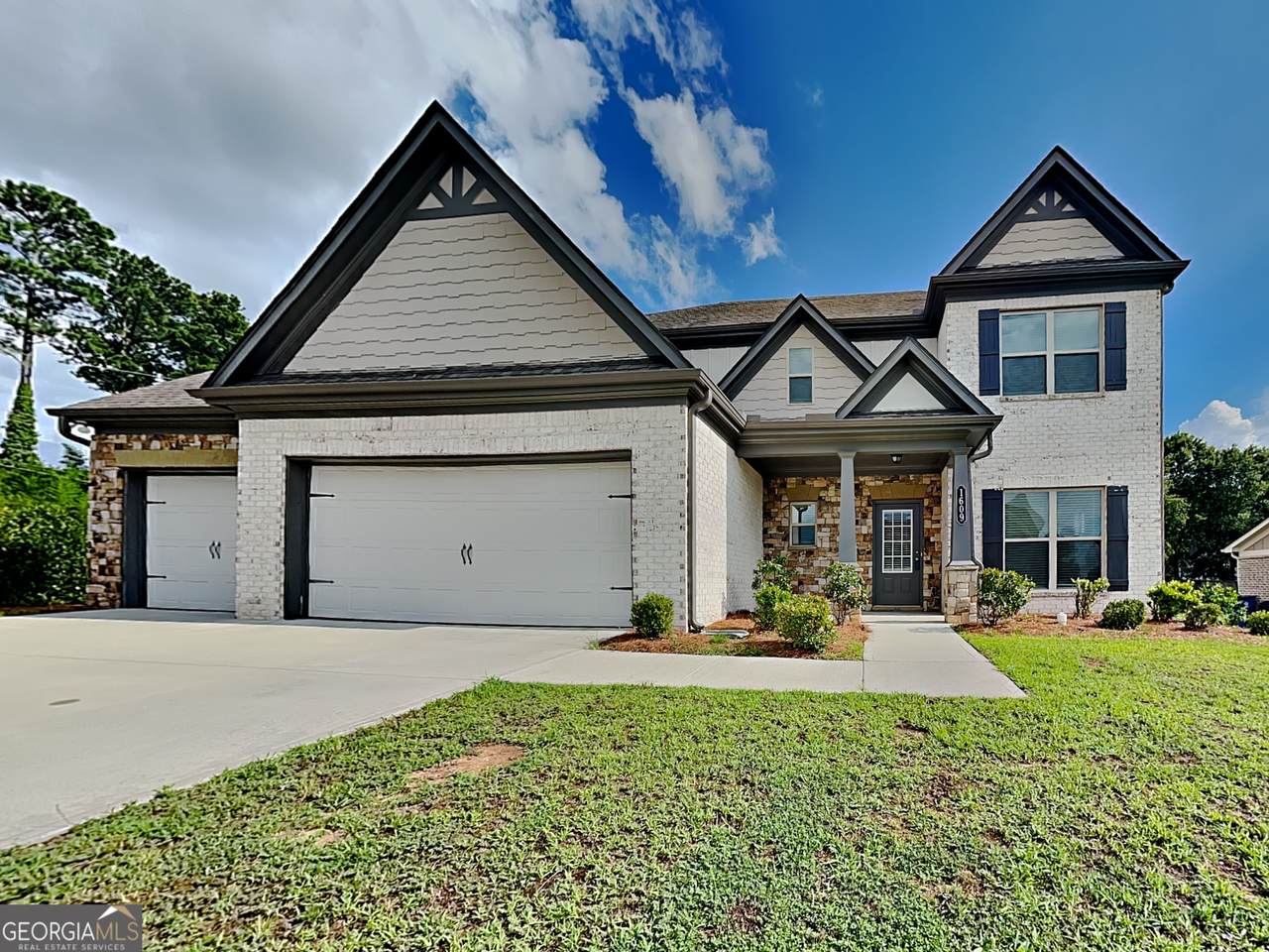 1609 Kamp Springs Avenue - Photo 1