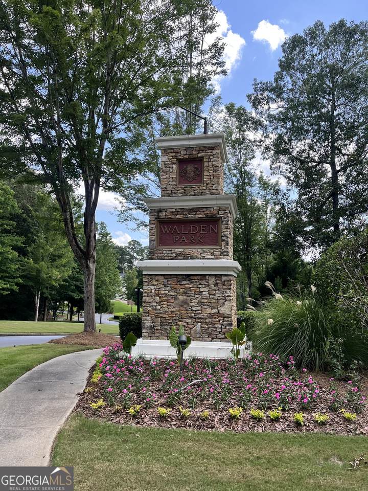 7425 Thoreau Circle - Photo 1