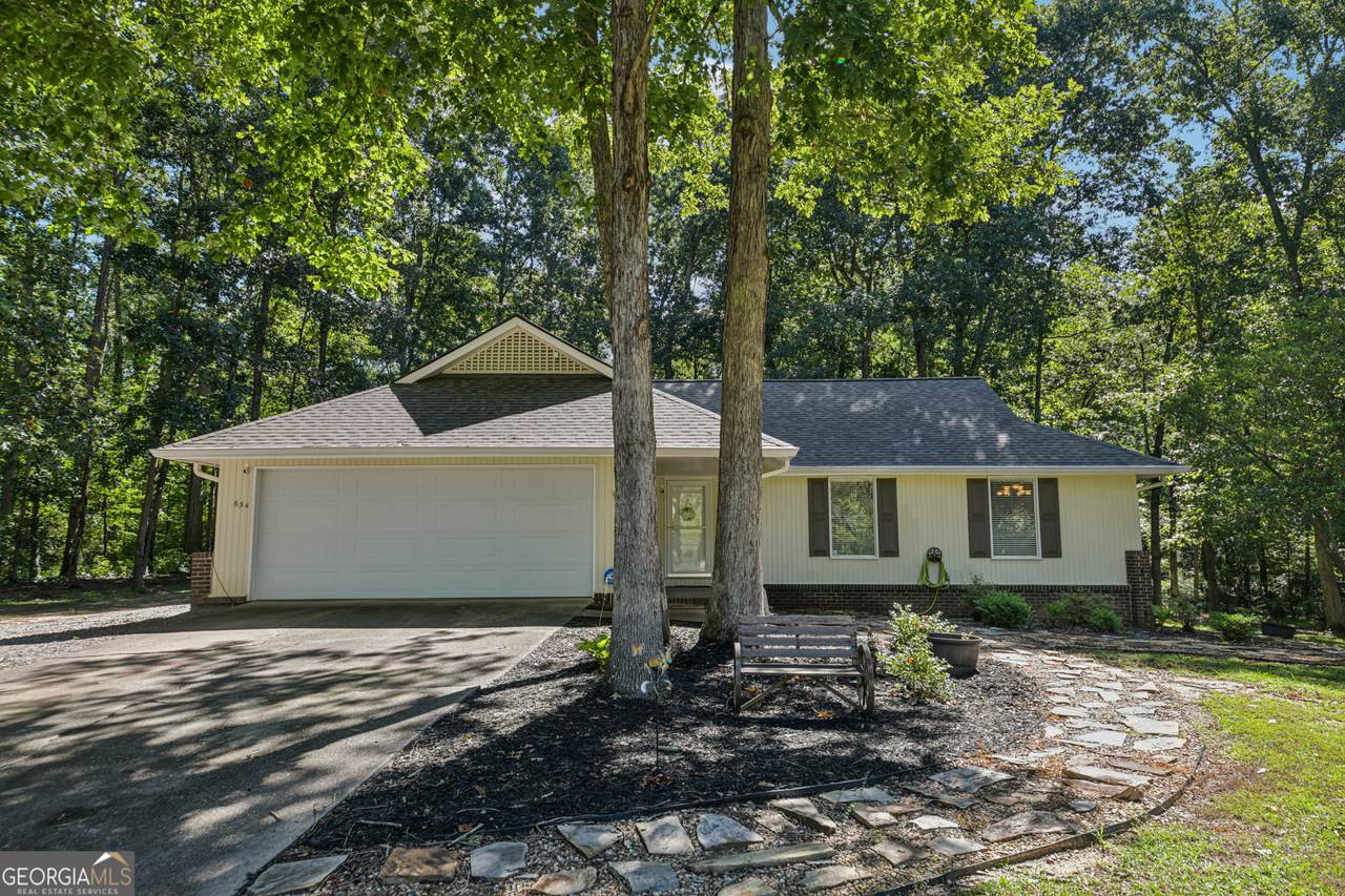634 Knollwood Circle - Photo 1