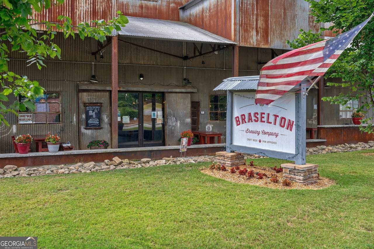 9859 Davis Street - Photo 1