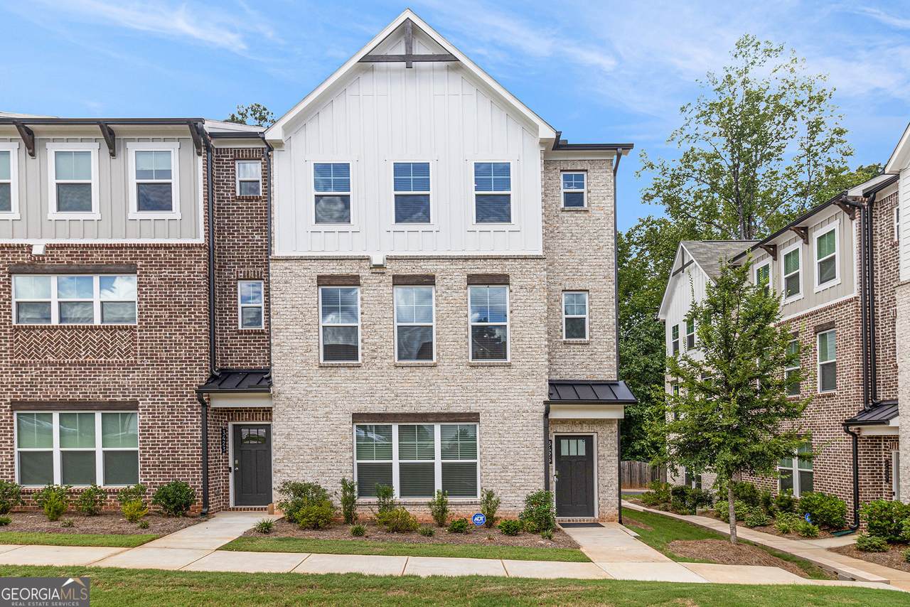 3425 Catalan Alley - Photo 1