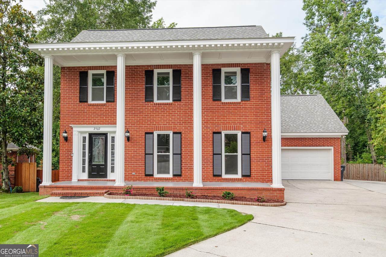 2507 Pinebluff Court - Photo 1