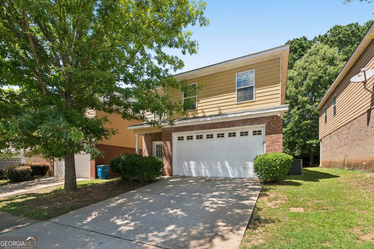 5060 Pioneer Parkway - Photo 1