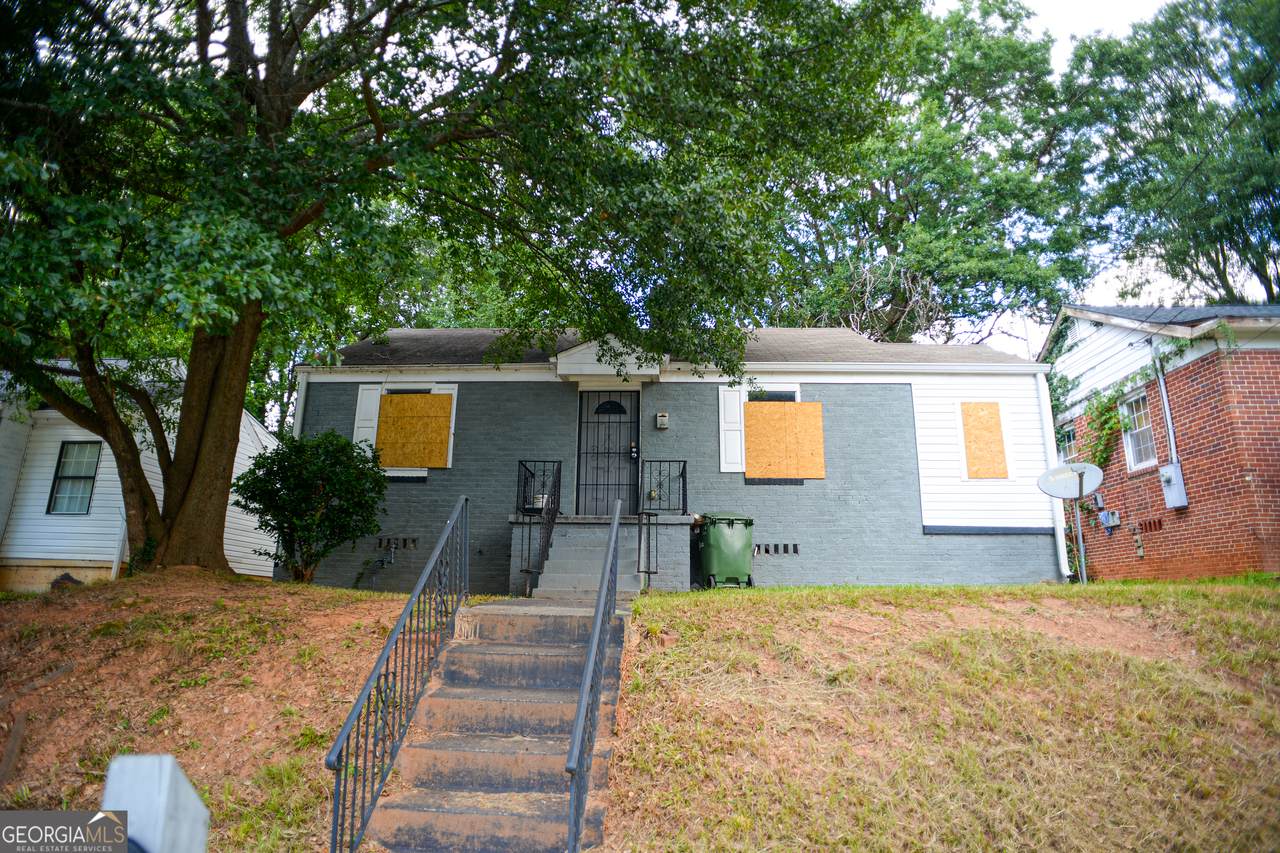 1167 Fenwood Street - Photo 1