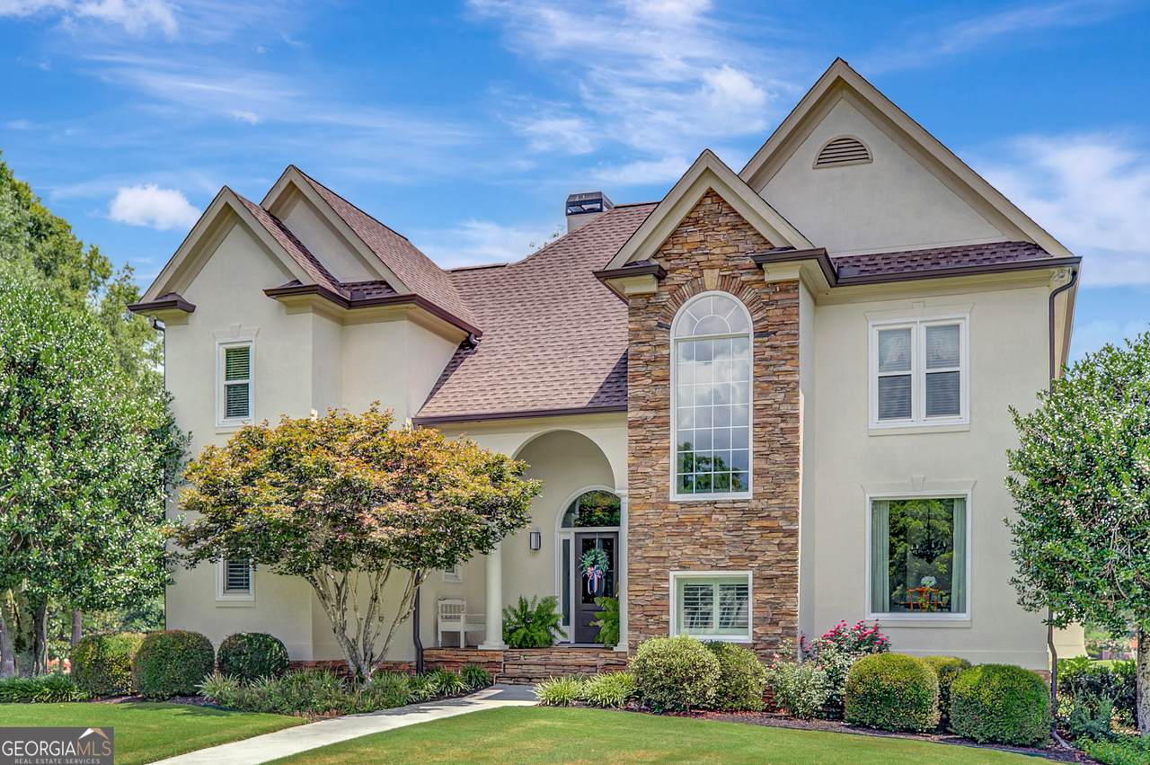 165 Isleworth Way - Photo 1