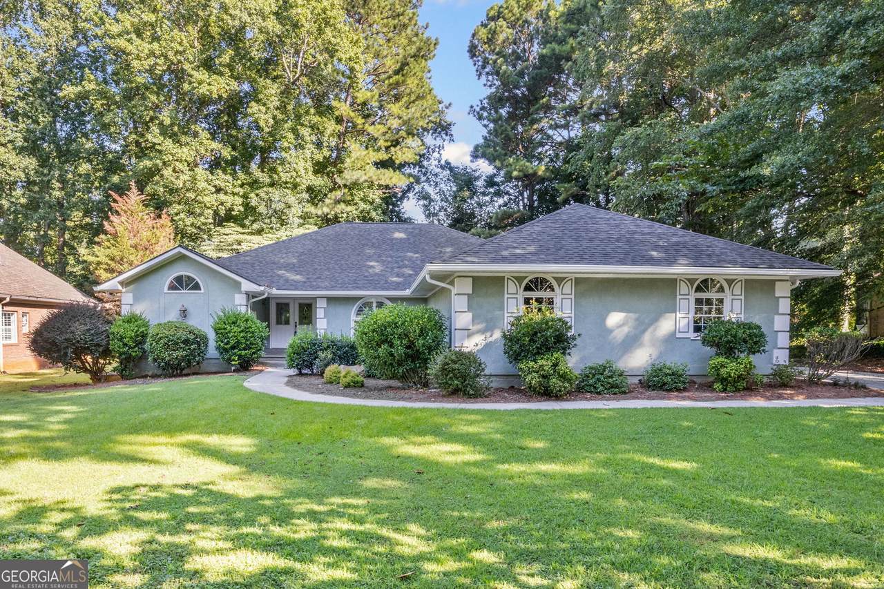 431 White Oak Drive - Photo 1