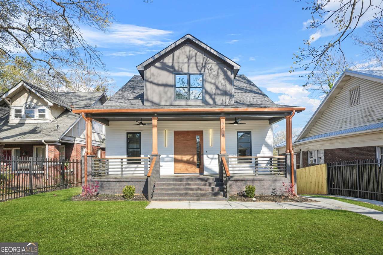 718 Cascade Avenue - Photo 1