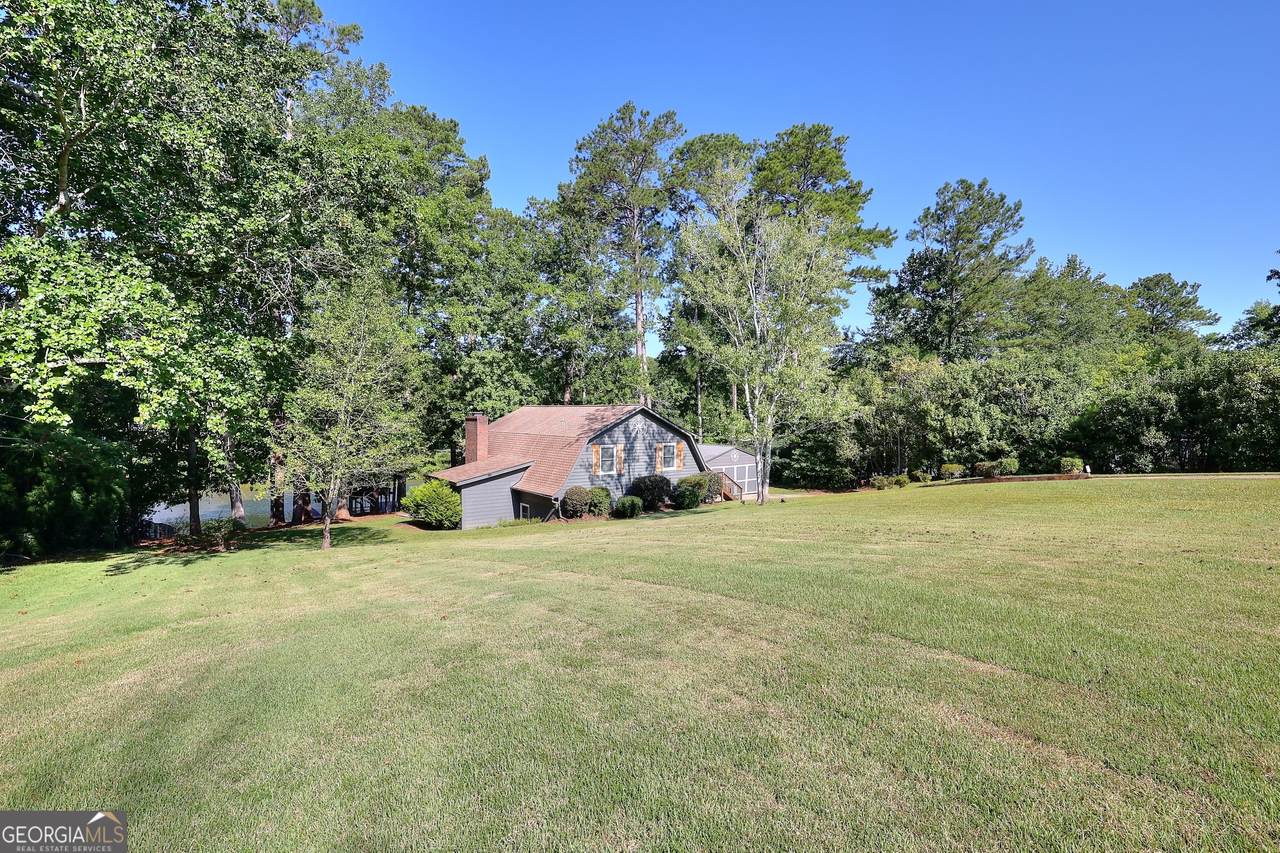 116 Southlake Drive - Photo 1
