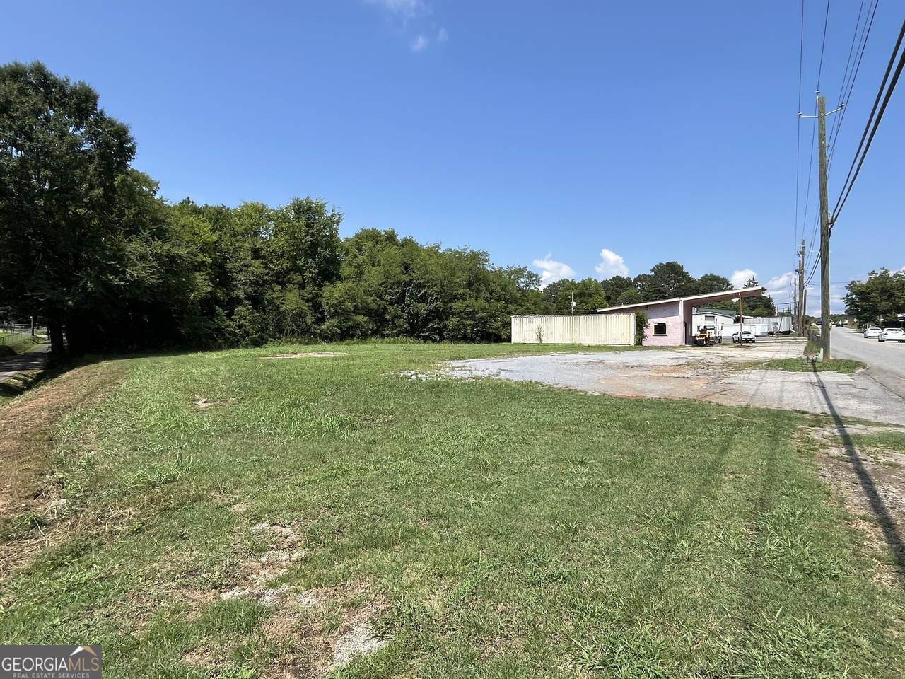 907 Calhoun Avenue - Photo 1