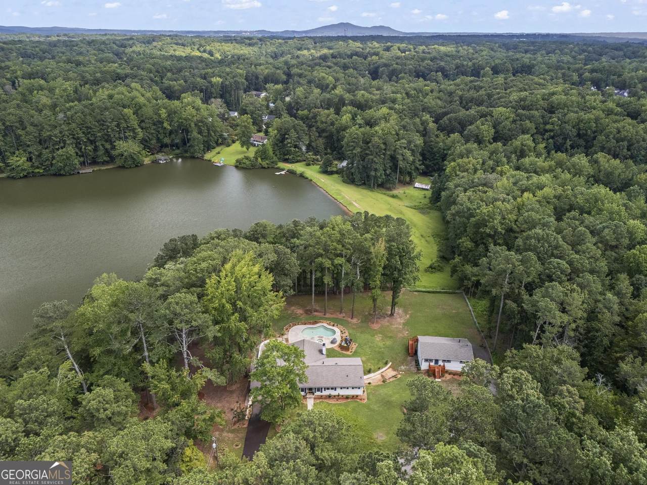 1673 Clearview Drive - Photo 1