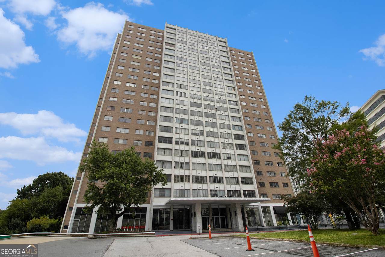 215 Piedmont Avenue - Photo 1