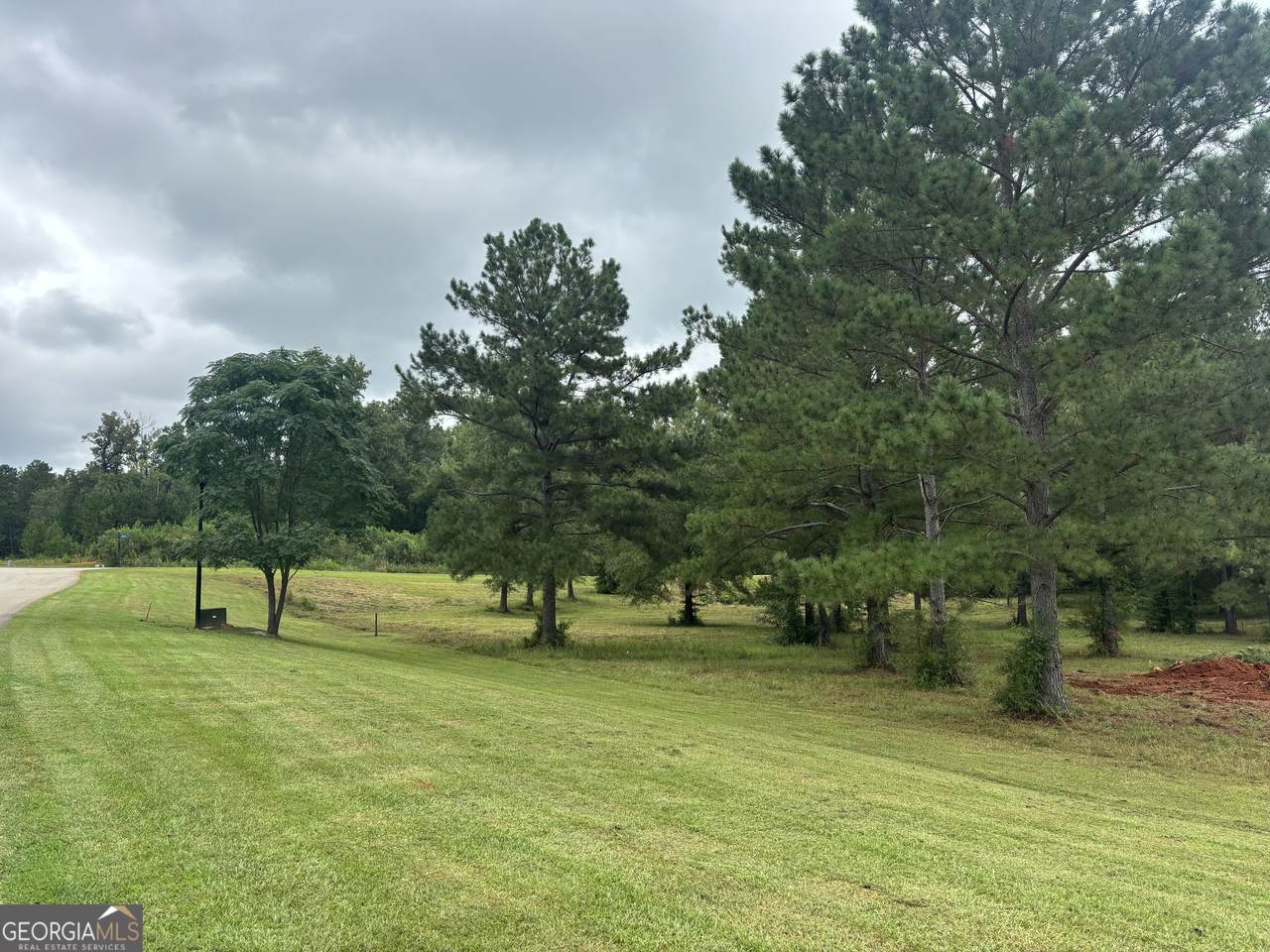 112 Peninsula Avenue - Photo 1