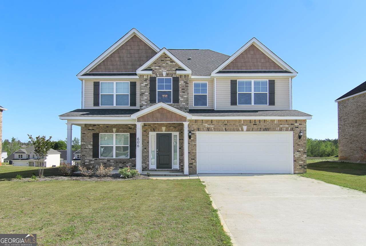 606 Samantha Brooke Way - Photo 1