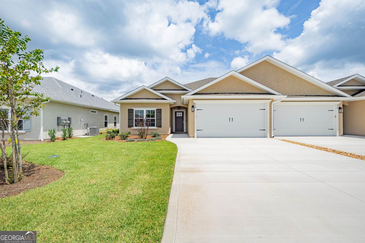 218 The Villas Way - Photo 1